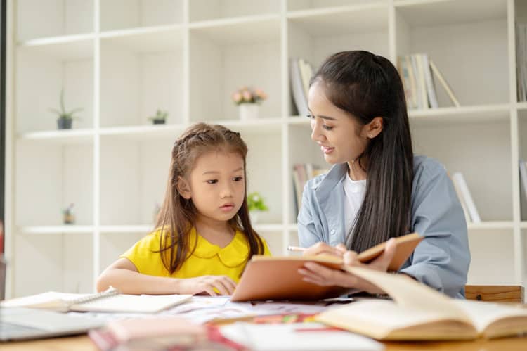 10 Tips to Help You Choose the Right One-to-One Home Tutor in Singapore